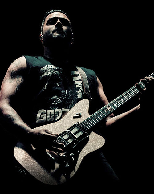 Duesenberg Alliance Series Dave Baksh 签名款|中国大陆总代理 7 Dave Baksh 演出照(Sum 41 联合主音吉他手,Duesenberg Alliance Series Dave Baksh 签名款使用者)