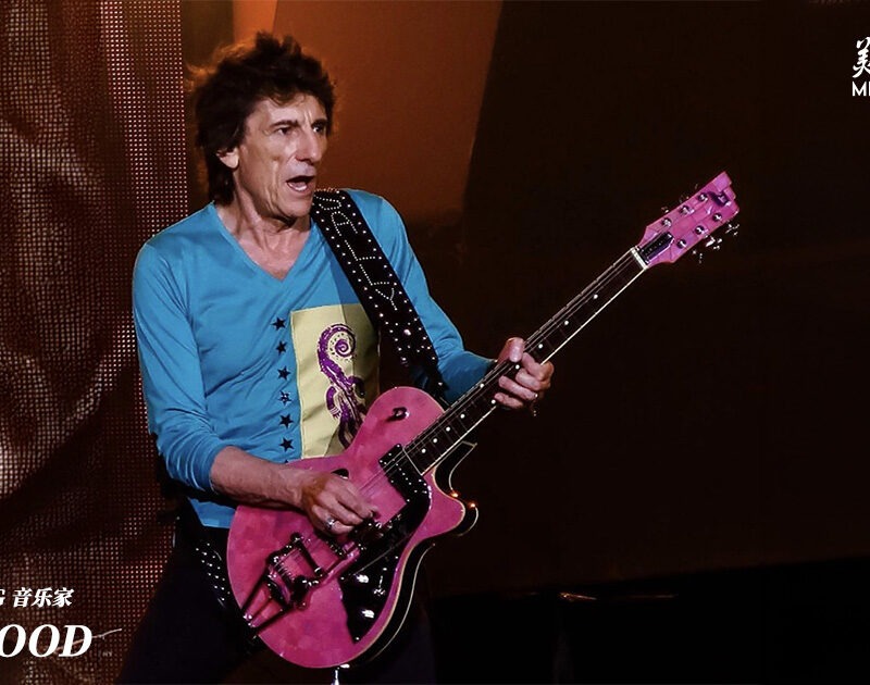 Ron Wood 演出照（The Rolling Stones 吉他手，Duesenberg Starplayer TV 使用者）